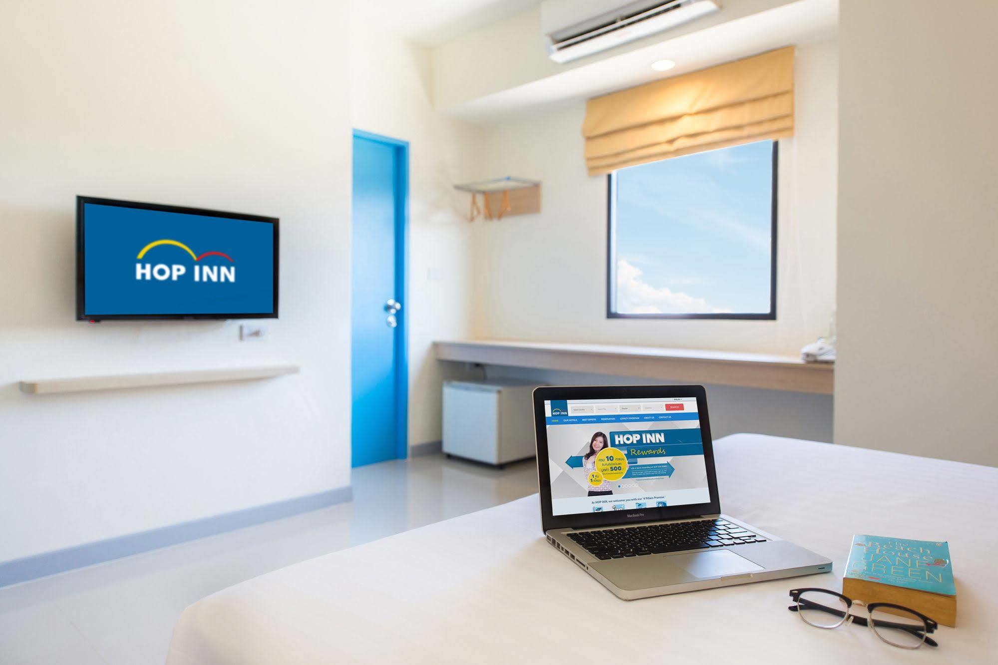 Hop Inn Ройєт Екстер'єр фото