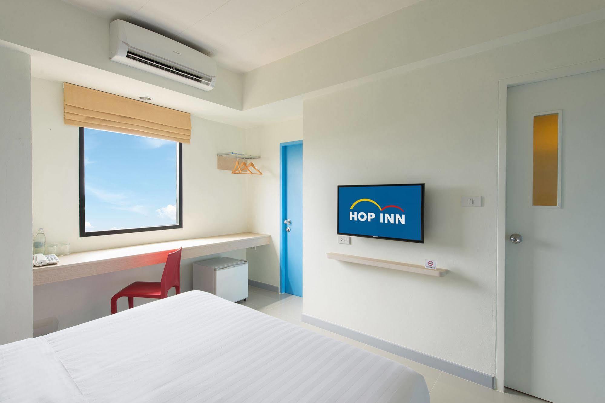Hop Inn Ройєт Екстер'єр фото