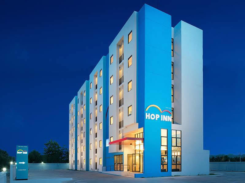 Hop Inn Ройєт Екстер'єр фото