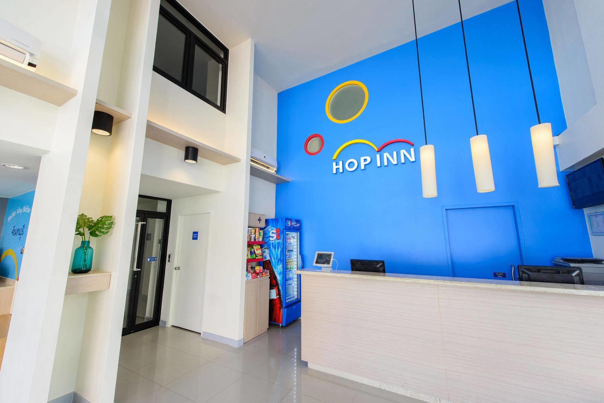 Hop Inn Ройєт Екстер'єр фото