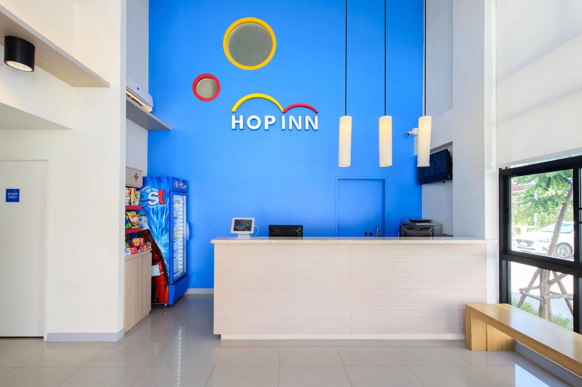 Hop Inn Ройєт Екстер'єр фото